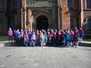 Year 7 are off to University!!