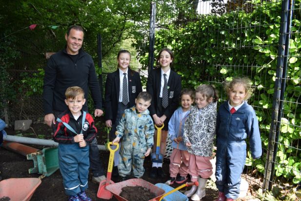 Year 1 Stay and Play at Hill at the High
