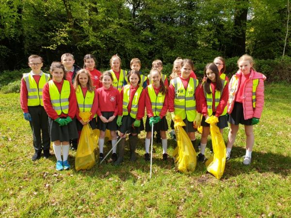 Year 7 Go Litter-Picking!